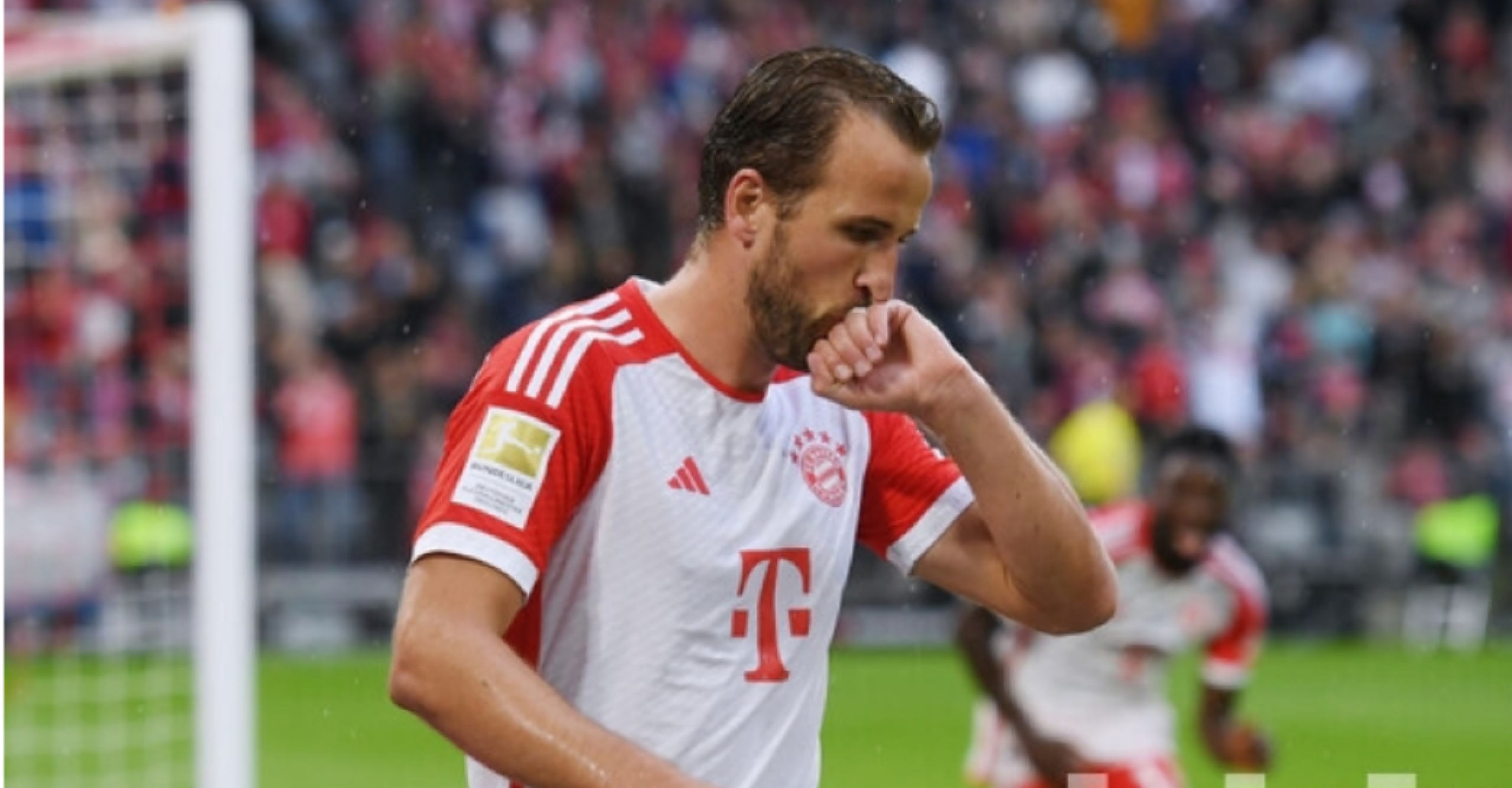 亚博体育包含战术调整引发热议！，凯恩在拜仁比赛中重要助攻比赛高潮迭起的词条