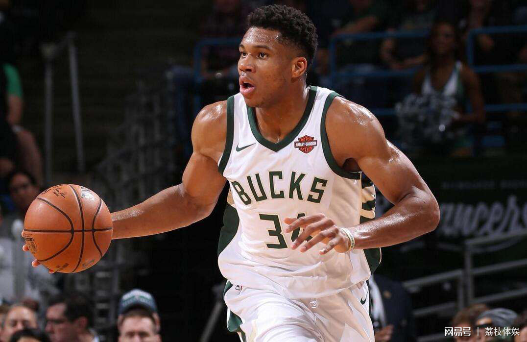 亚博APP下载包含赛地聚焦——德国杯今晚热度飙升，圣保罗篮板制胜，引发热议，球探报告显示潜力的词条