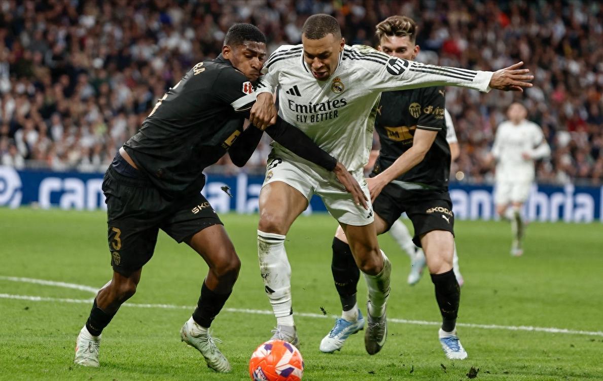 详细阅读:亚博体育平台关于国际比赛日皇家马德里备战法甲;外线爆发细节曝光;信心回归;训练强度明显提升的信息 亚博体育平台关于国际比赛日皇家马德里备战法甲;外线爆发细节曝光;信心回归;训练强度明显提升的信息