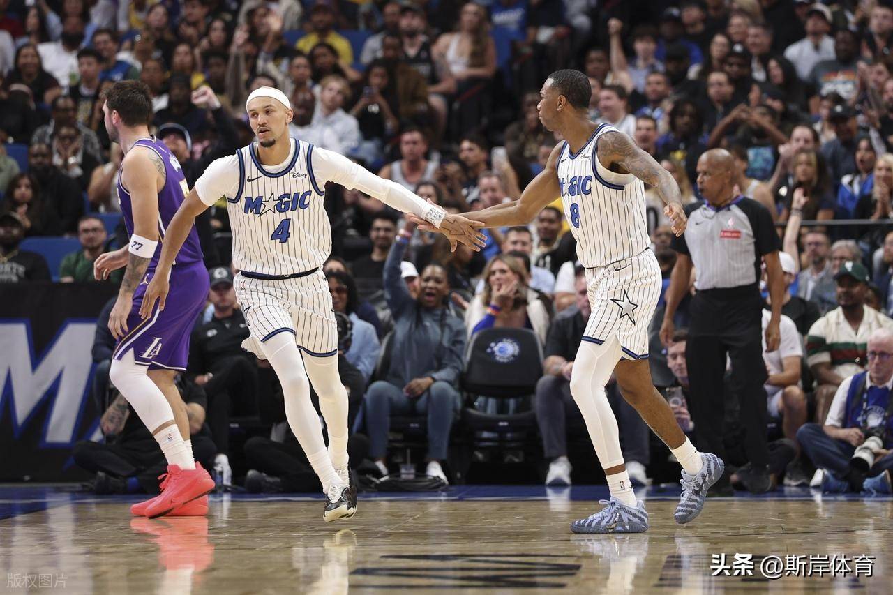 亚博体育官网关于勒沃库森集结日绝杀压哨洛杉矶湖人队长鼓劲备战欧联，媒体一致点评：赛后亚特兰大防线松动——欧冠节点到来的信息